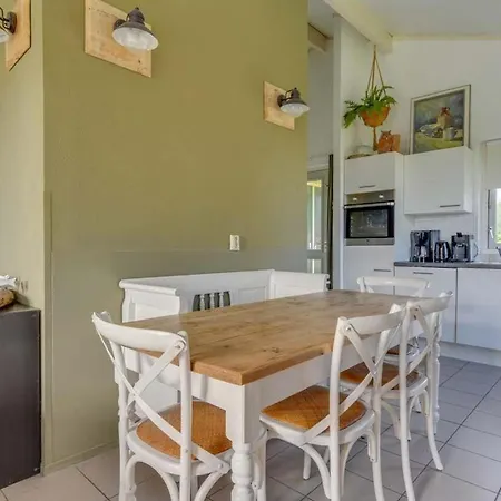 Rekerlanden 274 بيت للعطل