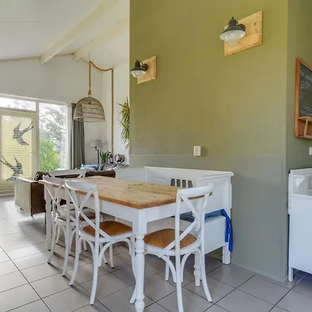 Rekerlanden 274 بيت للعطل